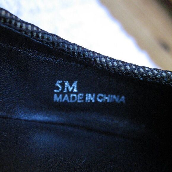 Camouflage Knit Pointed Toe Flats - Picture 7 of 7